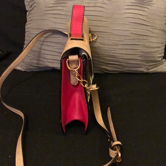 Purse - Picture 3 of 7